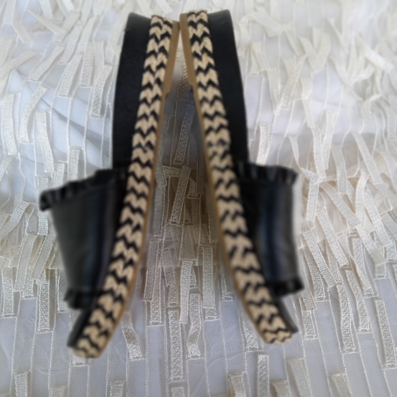 Kate Spade Zahara Leather Sandals - Picture 4 of 8